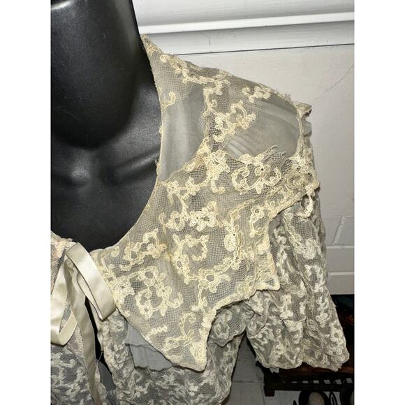 ANTIQUE 30's/40's PALEST BLUE/GRAY LAYERED LACE MESH ORGANDY BEDJACKET CARDIGAN - Picture 6 of 14